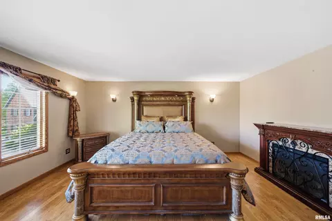 Bedroom - 1115 Tottenham Ct, Washington, IL 61571 photo 2 of 16