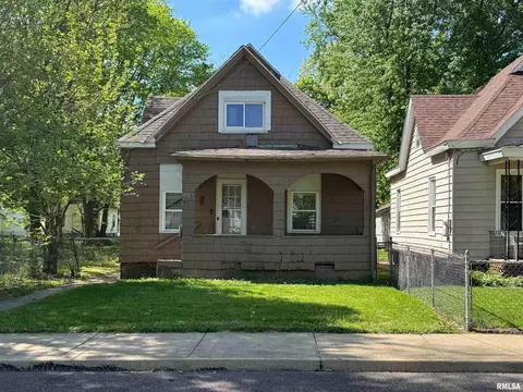 711 Vine St, Peoria, IL 61603