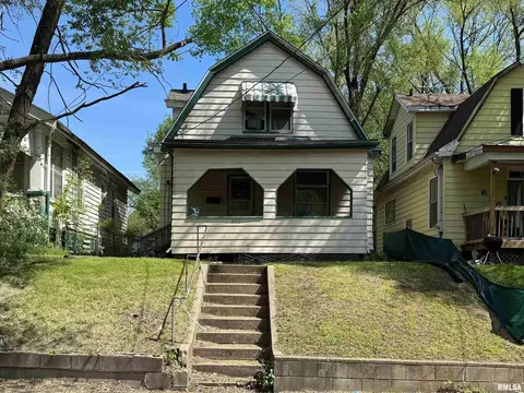 632 Haungs Ave, Peoria, IL 61603