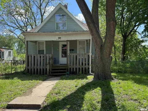 2514 NE Monroe St, Peoria, IL 61603