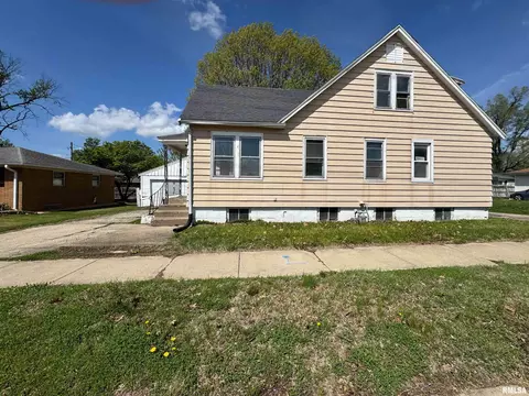 3223 N Wisconsin Ave, Peoria, IL 61603