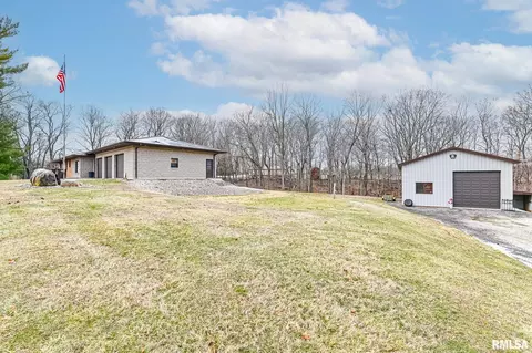 8109 S Mccumber Rd, Peoria, IL 61607