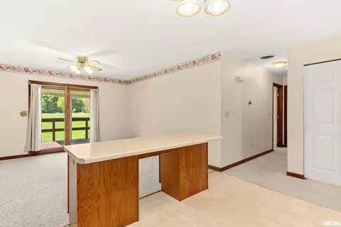 Living - 1683 E Myrtle St, Canton, IL 61520 photo 4 of 4