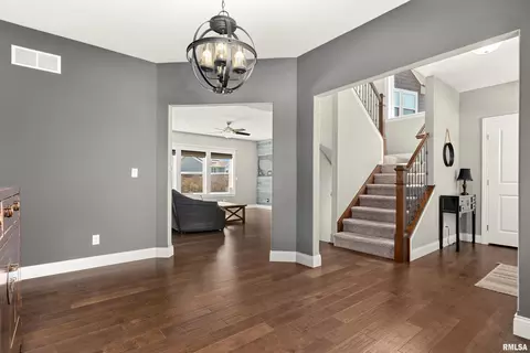 Entry Way - 11316 N Chesapeake Ln, Dunlap, IL 61525 photo 4 of 6