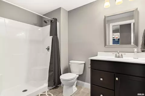 Bath - 11316 N Chesapeake Ln, Dunlap, IL 61525 photo 6 of 6