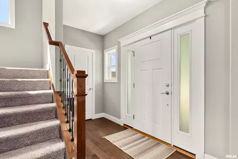Entry Way - 11316 N Chesapeake Ln, Dunlap, IL 61525 photo 1 of 6
