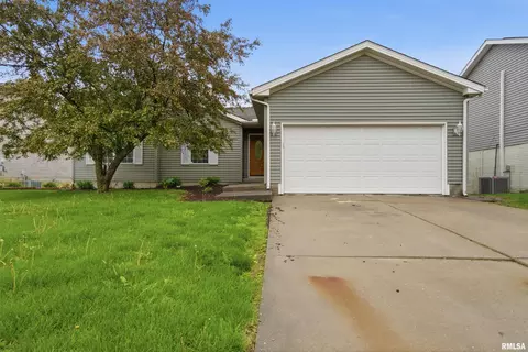 104 Tonti Ct, Marquette Heights, IL 61554