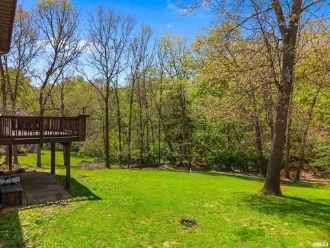 Exterior - 4903 S Lake Camelot Dr, Mapleton, IL 61547 photo 6 of 7