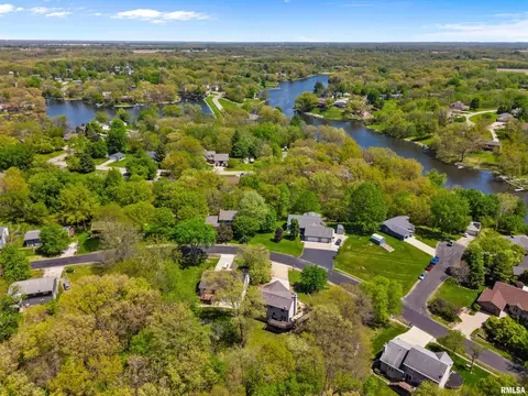 View/Area - 4903 S Lake Camelot Dr, Mapleton, IL 61547 photo 2 of 2