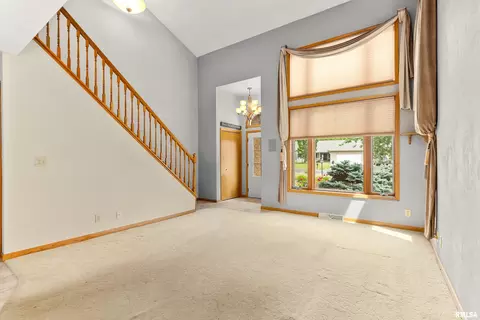 Living - 4903 S Lake Camelot Dr, Mapleton, IL 61547 photo 1 of 8