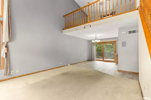 Living - 4903 S Lake Camelot Dr, Mapleton, IL 61547 photo 3 of 8