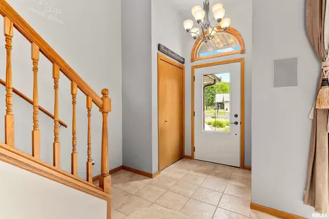 Entry Way - 4903 S Lake Camelot Dr, Mapleton, IL 61547 photo 1 of 1
