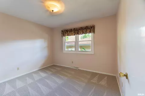 Bedroom - 210 Riss Dr, Normal, IL 61761 photo 3 of 7