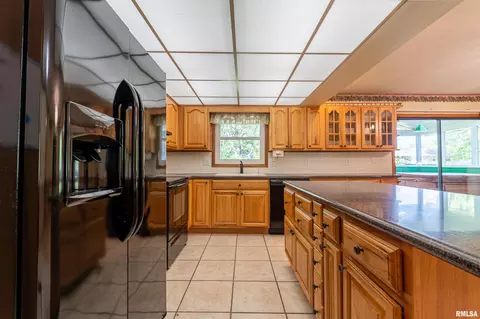 Kitchen - 210 Riss Dr, Normal, IL 61761 photo 3 of 6