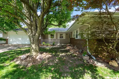Exterior - 210 Riss Dr, Normal, IL 61761 photo 2 of 10