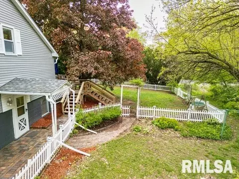 Exterior - 14509 N Centerville Rd, Edelstein, IL 61526 photo 3 of 17