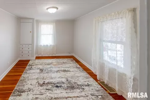Bedroom - 14509 N Centerville Rd, Edelstein, IL 61526 photo 1 of 15