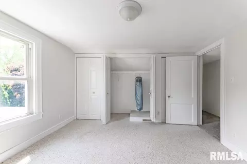 Bedroom - 14509 N Centerville Rd, Edelstein, IL 61526 photo 12 of 15