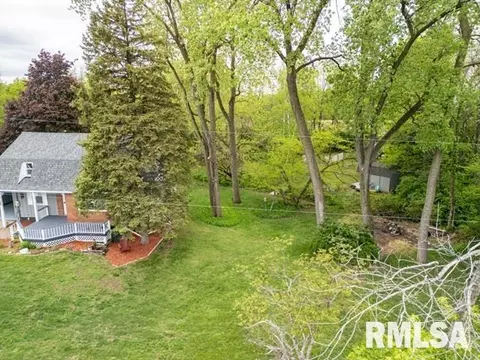 Exterior - 14509 N Centerville Rd, Edelstein, IL 61526 photo 7 of 17