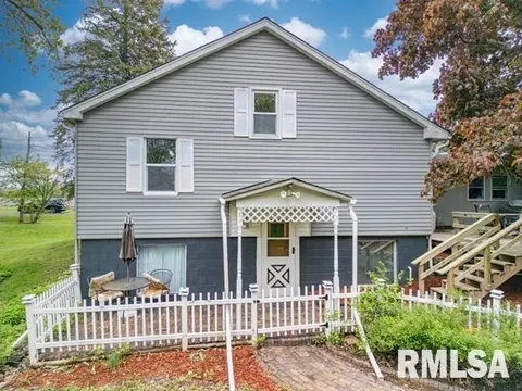 Exterior - 14509 N Centerville Rd, Edelstein, IL 61526 photo 2 of 17
