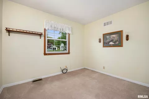 Bedroom - 200 Bess St, Washington, IL 61571 photo 1 of 10