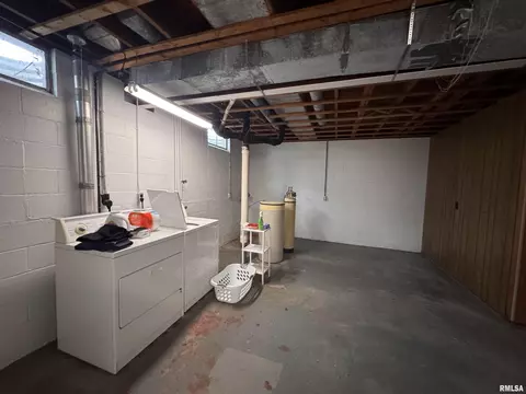 Other - 731 Madelyn Ave, Macomb, IL 61455 photo 2 of 5