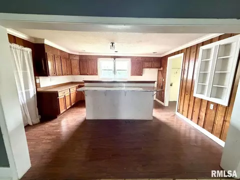 Kitchen - 105 E Spring St, Anna, IL 62906 photo 1 of 2