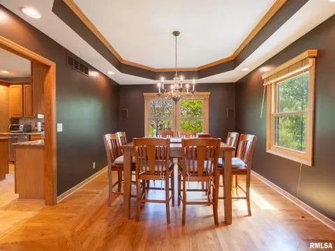 Dining - 11220 N Brooklyn Pl, Dunlap, IL 61525 photo 1 of 2