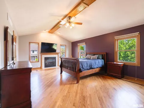 Bedroom - 11220 N Brooklyn Pl, Dunlap, IL 61525 photo 1 of 9