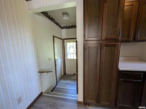 Entry Way - 449 E Oak St, Washburn, IL 61570 photo 2 of 3