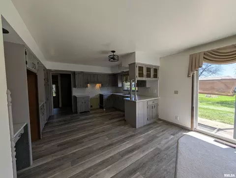 Other - 449 E Oak St, Washburn, IL 61570 photo 4 of 20