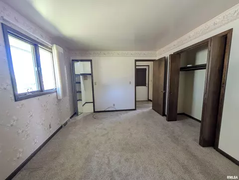 Bedroom - 449 E Oak St, Washburn, IL 61570 photo 5 of 6