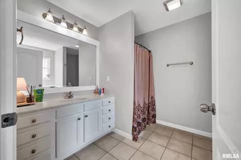 800 Simon St, Washington, IL 61571 photo 15
