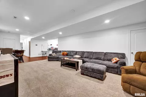 800 Simon St, Washington, IL 61571 photo 26