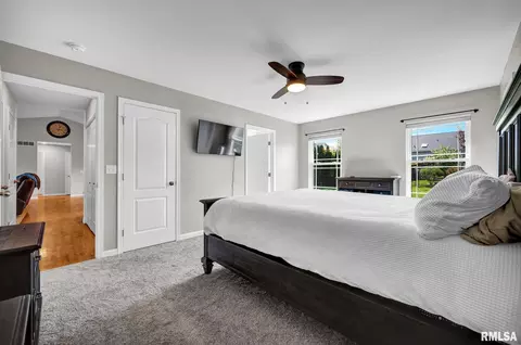 800 Simon St, Washington, IL 61571 photo 14