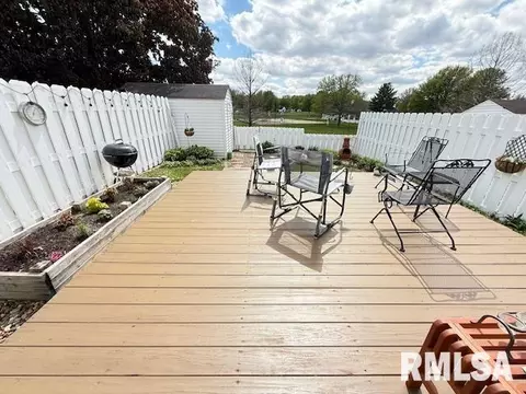 Exterior - 65 Carriage Hl, Macomb, IL 61455 photo 2 of 3