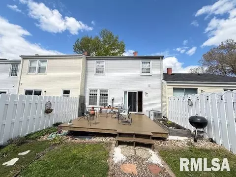 Exterior - 65 Carriage Hl, Macomb, IL 61455 photo 1 of 3