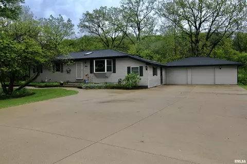283 E Lucille St, East Peoria, IL 61611