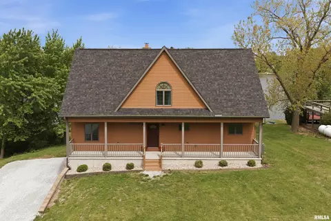 233 Swan Lake Rd, Avon, IL 61415