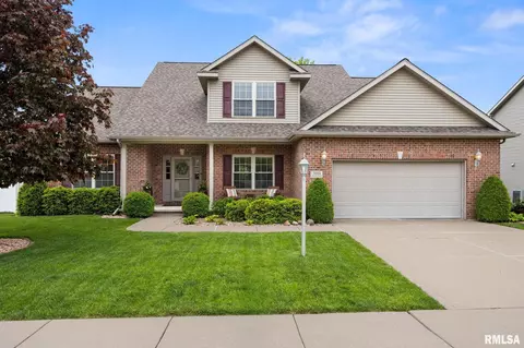 7023 White Fir Dr, Edwards, IL 61528