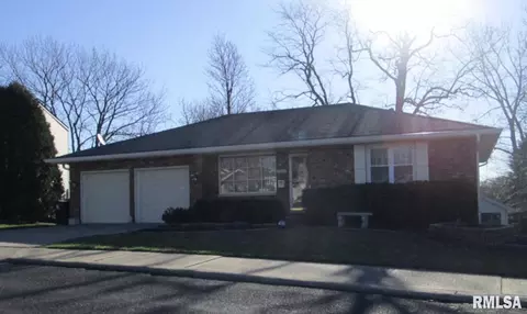 7214 N Whippoorwill Ln, Peoria, IL 61614