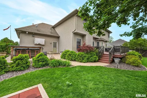 Exterior - 626 N Marcus Ct, Chillicothe, IL 61523 photo 4 of 10