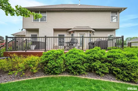 Exterior - 626 N Marcus Ct, Chillicothe, IL 61523 photo 6 of 10