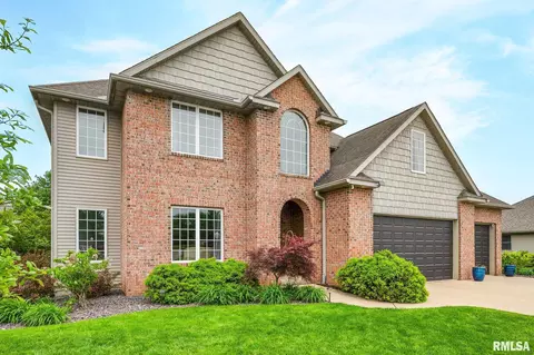 Exterior - 626 N Marcus Ct, Chillicothe, IL 61523 photo 8 of 10