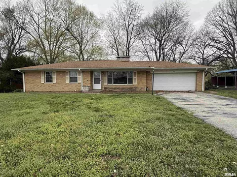 27 Biltmore Ter, Swansea, IL 62226