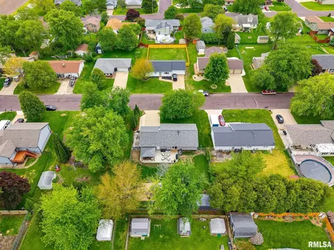 View/Area - 603 Manor Dr, Metamora, IL 61548 photo 9 of 15