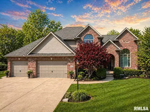 3511 W Upper Creek Ct, Dunlap, IL 61525