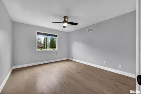 Bedroom - 7216 S Ridgebrook Dr, Mapleton, IL 61547 photo 5 of 7