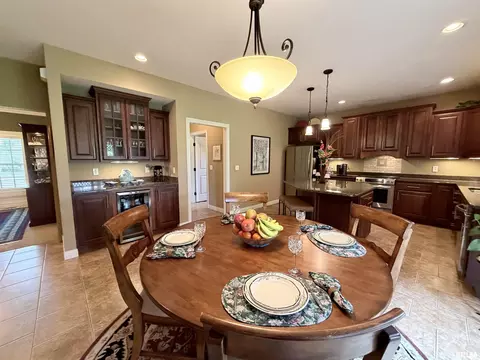 Dining - 11003 N Moonstone Ct, Dunlap, IL 61525 photo 8 of 9