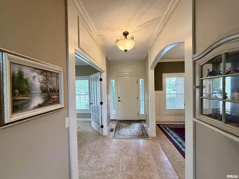 Entry Way - 11003 N Moonstone Ct, Dunlap, IL 61525 photo 2 of 7